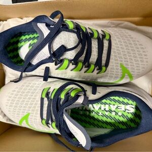 Nike Zoom Pegasus 37 Seahawks Sneakers